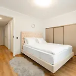 Cozy Private House In Nomme 别墅 塔林